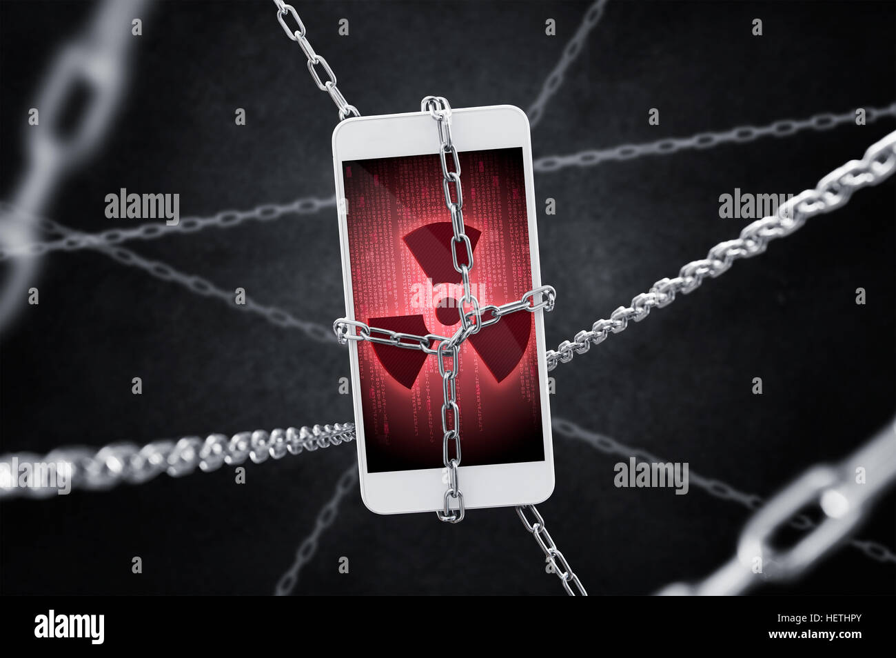 Imprigionato smartphone con dati crittografati. Concezione della minaccia di virus Foto Stock