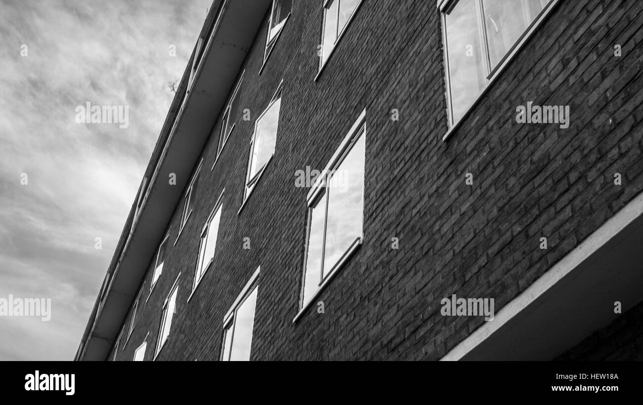 Inquadratura di un edificio casuale mentre si cammina intorno a Londra Foto Stock