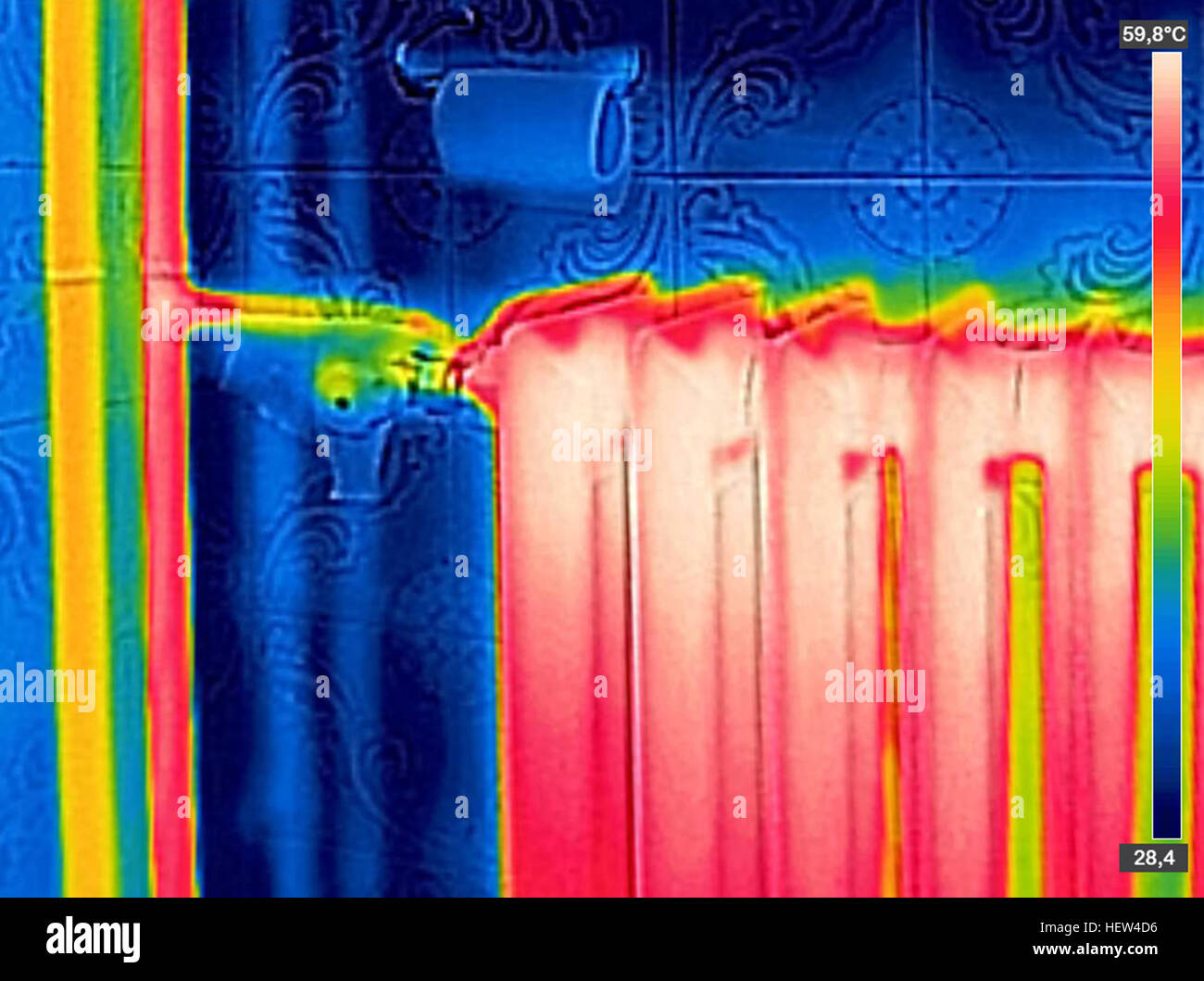 Immagine termica infrarosso radiatore del riscaldatore in casa Foto Stock