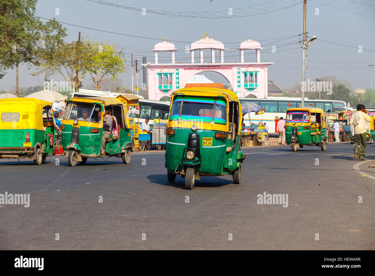In rickshaw ( tuk tuk )è uno dei più importanti veicoli di trasporto in India. Foto Stock