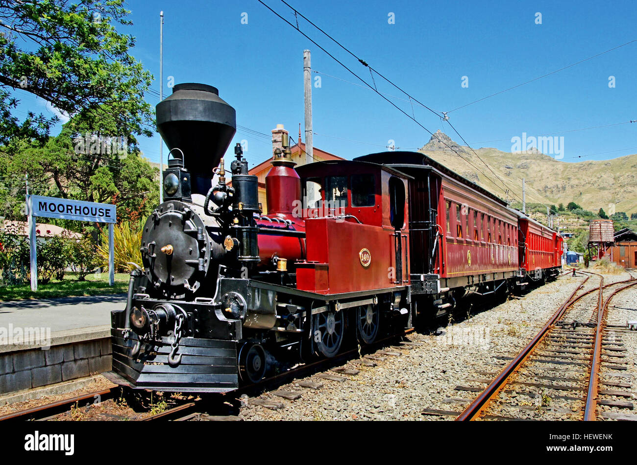 La locomotiva a vapore D140, costruita nel 1887 e ritirata nel 1920, faceva parte della storia ferroviaria della nuova Zelanda. Era nota per la sua potenza a vapore ed era utilizzata nei servizi di trasporto prima del suo pensionamento. Foto Stock