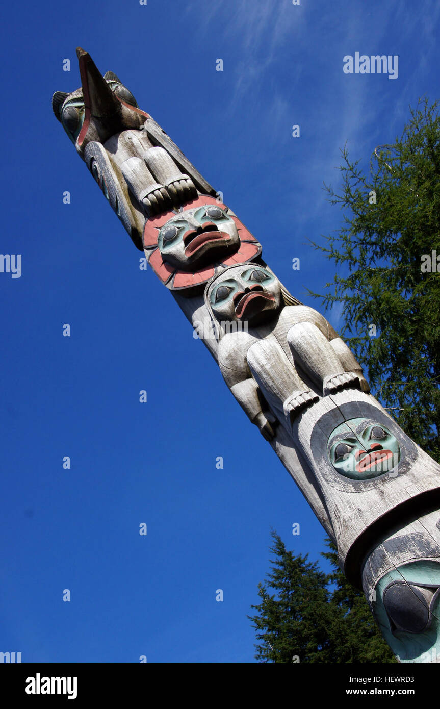 ,,Alaska, Canada,arte Nativa,North Amarican indiani,l'intaglio del legno,maschere,totem Foto Stock