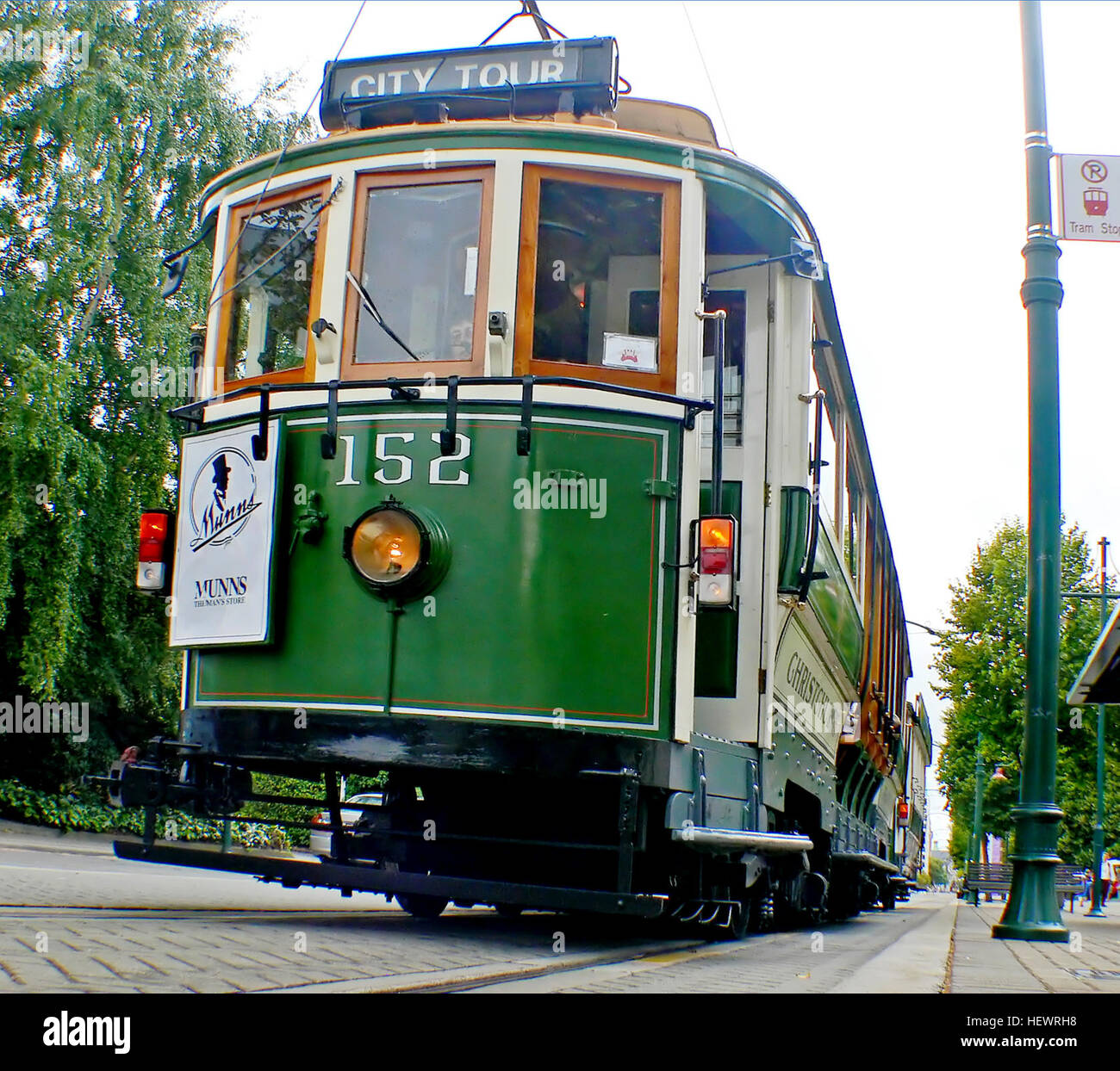 Il tram 152, chiamato «il Boon», fu costruito dalla Boon & Co nel 1910 ed è una delle sole 28 unità mai costruite. Questo modello da 48 posti è caratterizzato da un design unico, che consente sia il conduttore che il conducente, ed è dotato di sezioni aperte e chiuse per facilitare il movimento dei passeggeri. Foto Stock