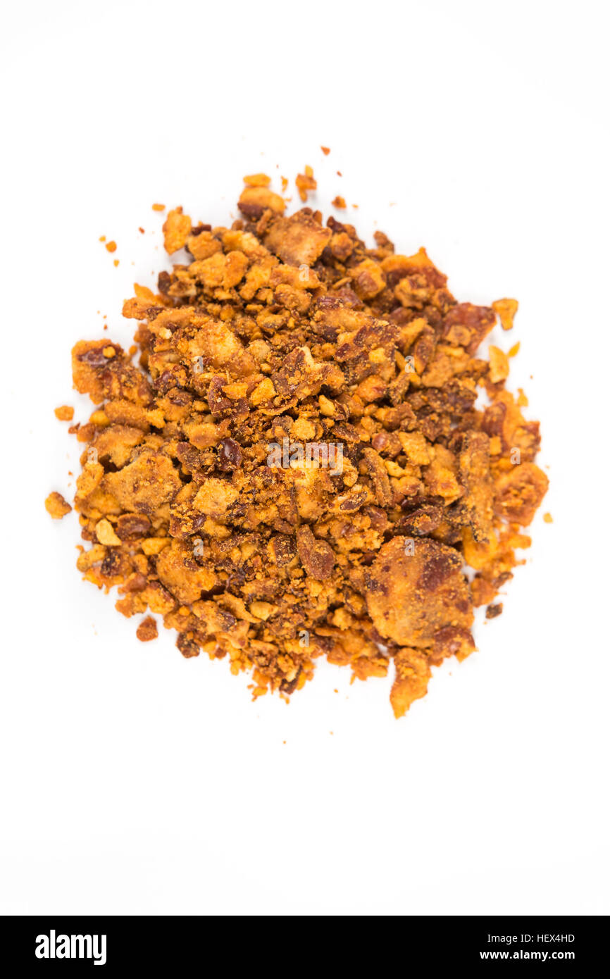 Essiccato refried fagioli isolati su sfondo bianco Foto Stock