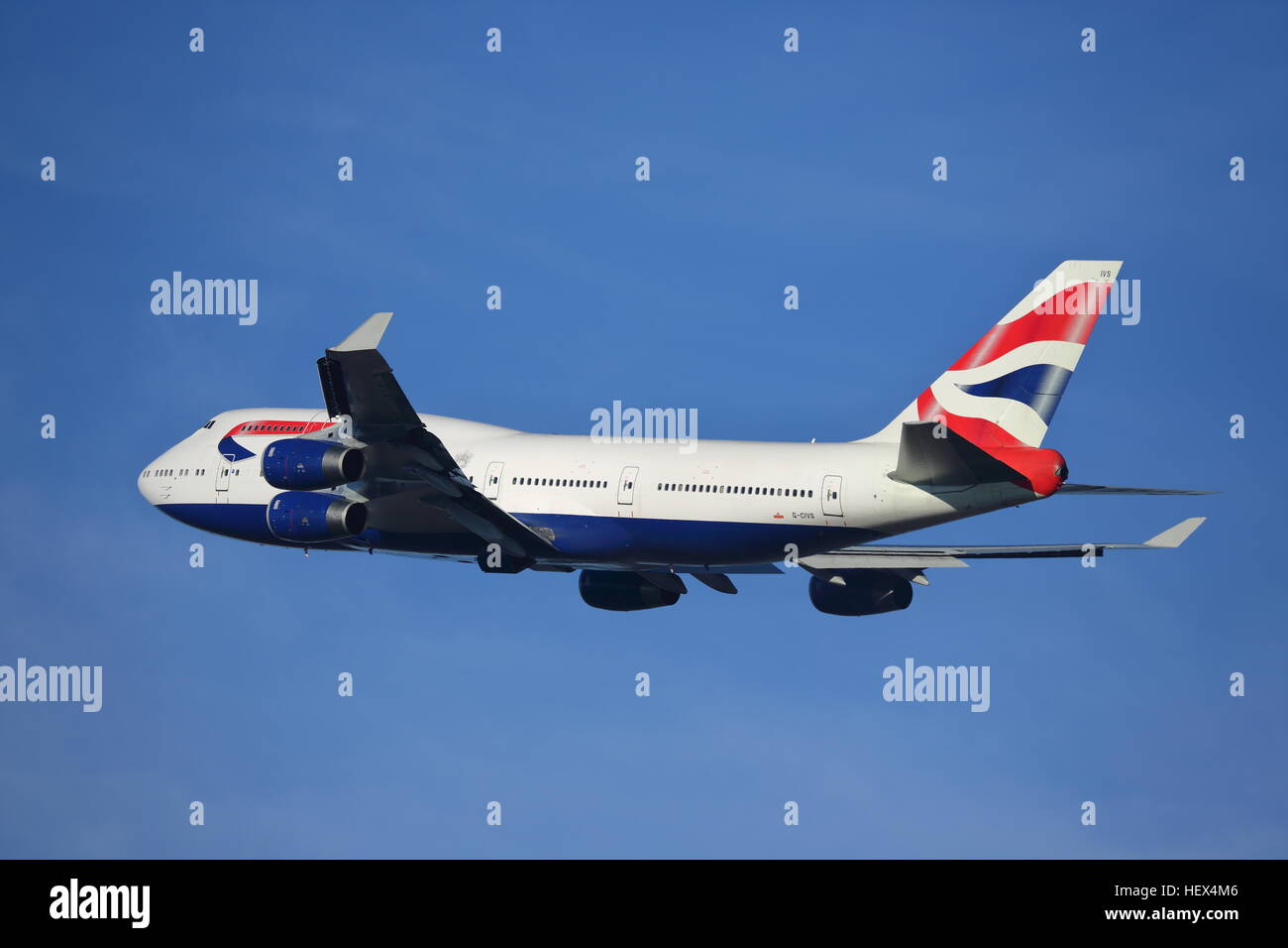 British Airways Boeing 747-400 G-civiltà uscire dall'Aeroporto Heathrow di Londra, Regno Unito Foto Stock