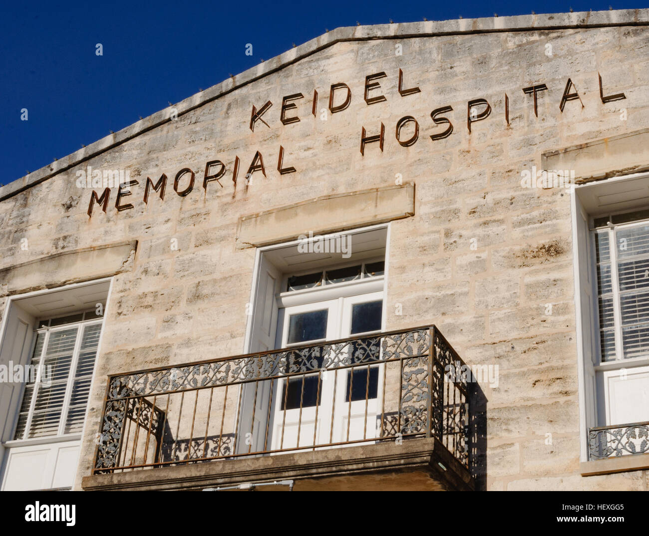 La facciata della ridefinito Keidel Memorial Hospital, Fredericksburg, Texas, Stati Uniti d'America Foto Stock