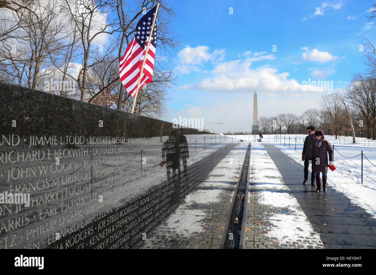 Giornata nevosa presso il Memoriale dei Veterani del Vietnam, Washington DC, 23 Gennaio 2014 Foto Stock