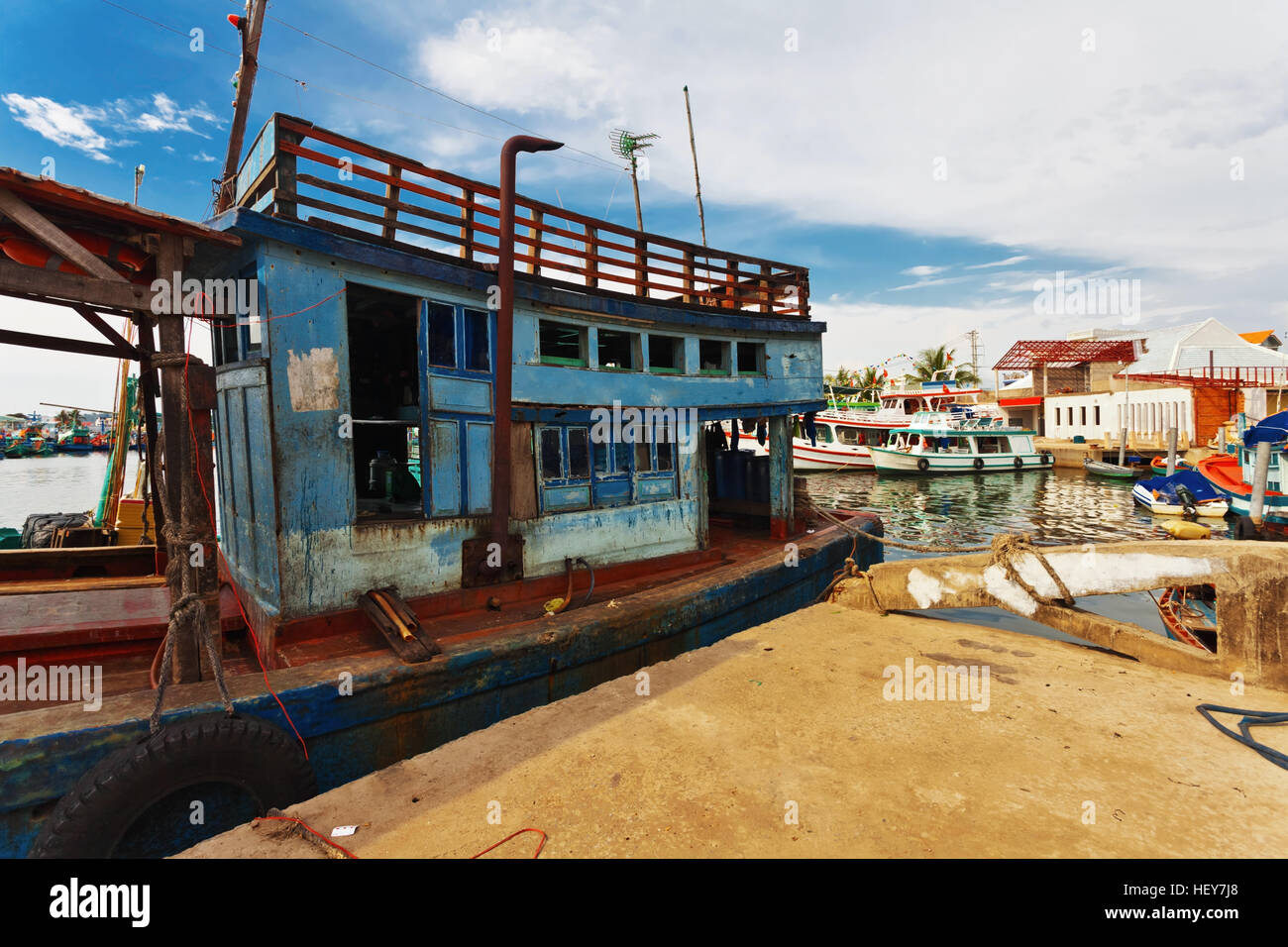 Barche da pesca in porto all'isola di Phu Quoc. Il Vietnam Foto Stock