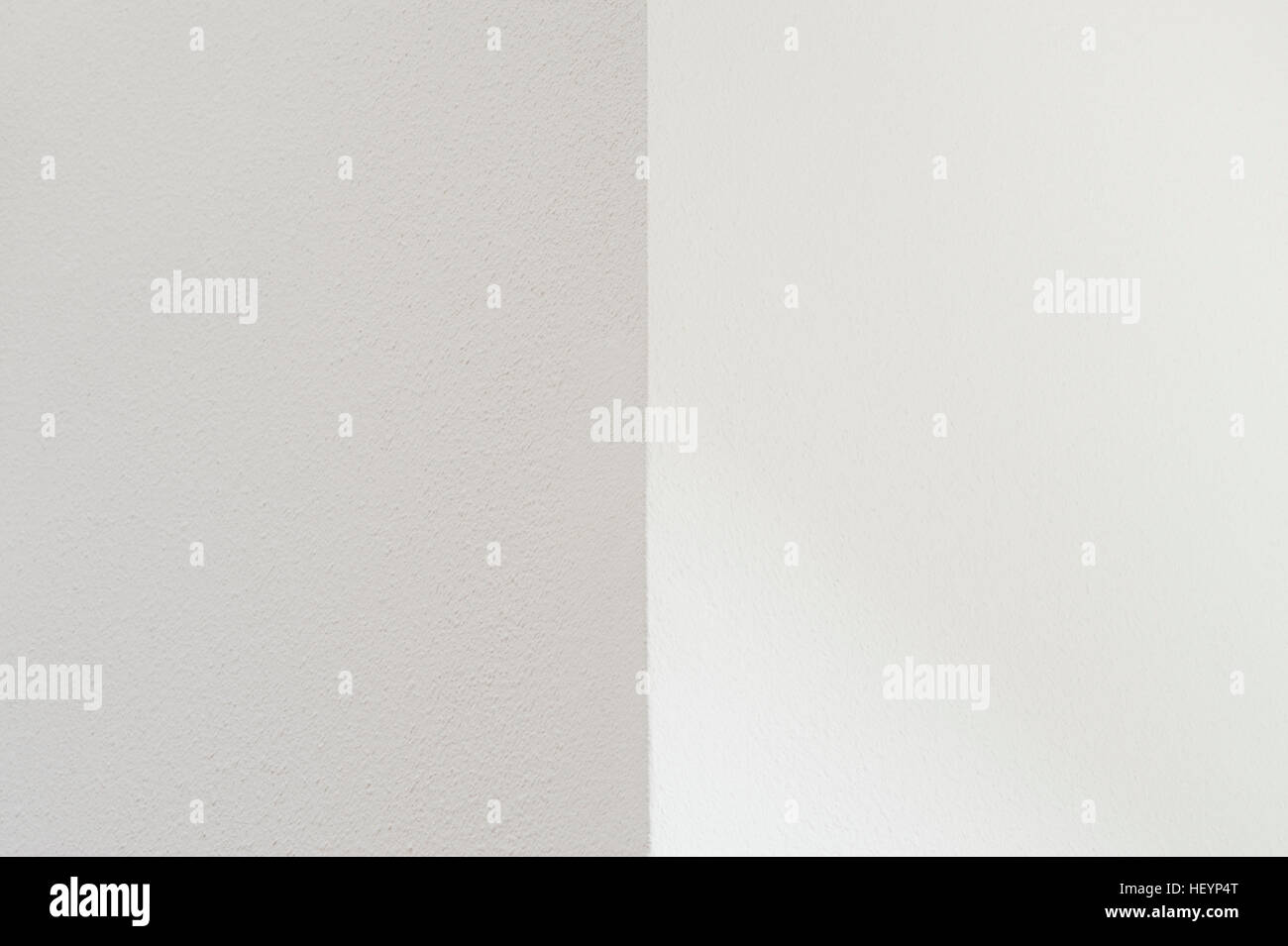 Interior design con immagini di forme semplici, motivi, pareti, angoli, soffitto e luce. Foto Stock