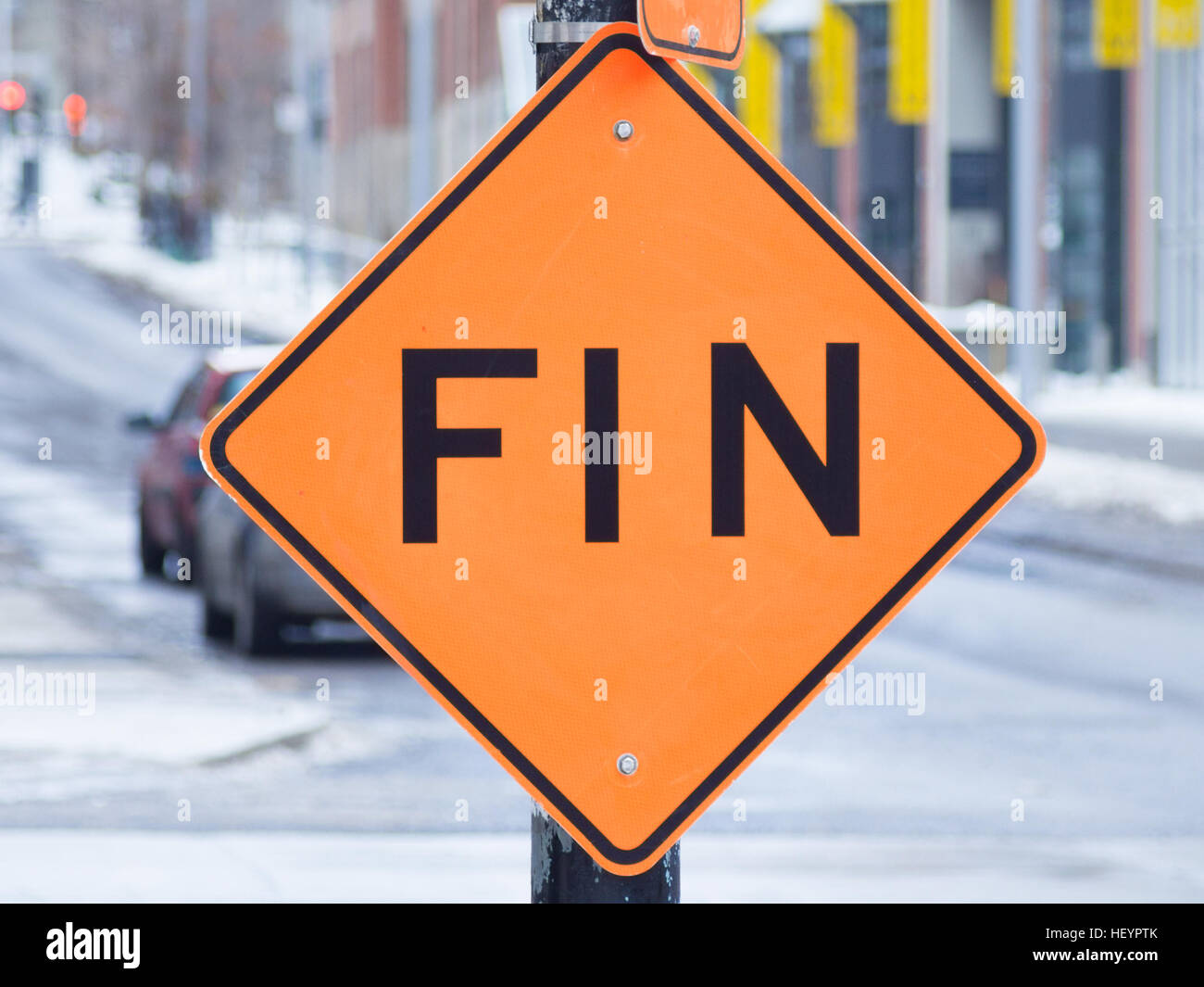Fine del lavoro cartello stradale in francese del Québec Foto Stock