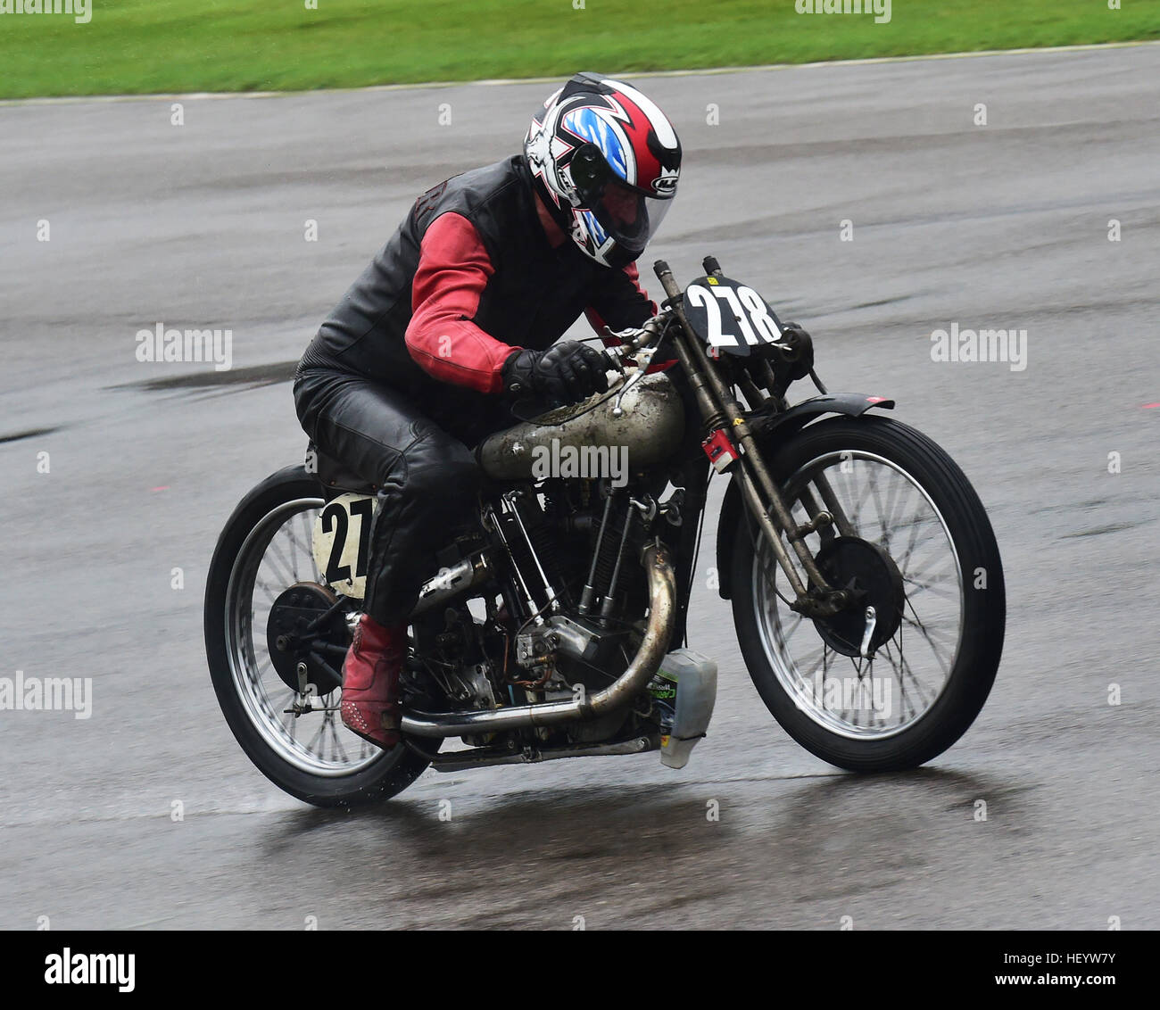 Ewan Cameron, Arthur Browning, Brough Superior SS100 Racing, Barry Sheene Memorial Trophy, Goodwood 2016, 2016, classic, biciclette, motocicli, G Foto Stock