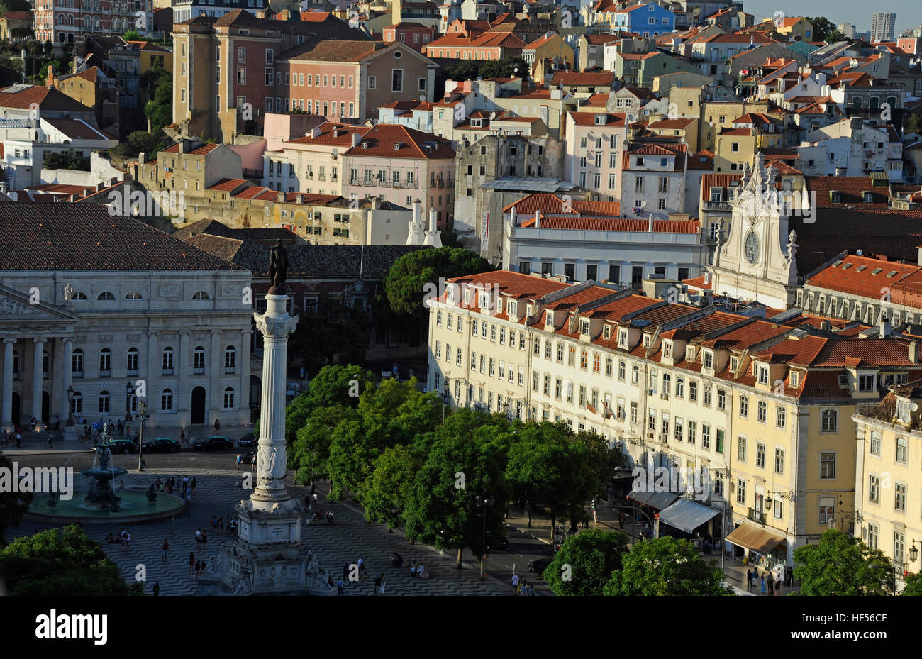 Praça Rossio, Don Pedro IV square, Teatro Nazionale Dona Maria II, Igreja de Sao Domingos, chiesa Baixa, Lisbona, Portogallo Foto Stock