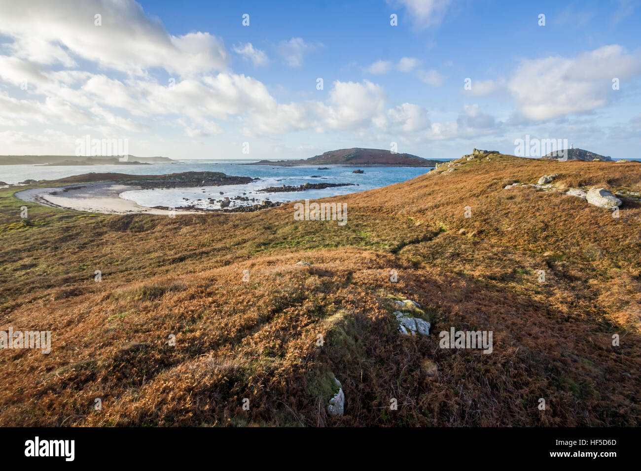 L'isola disabitata di Tean con le isole circostanti, isole Scilly, Gennaio 2015 Foto Stock