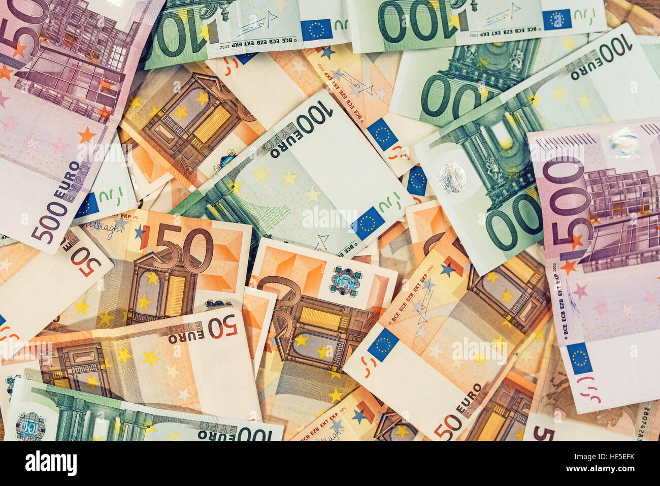 Le banconote in euro pila come moneta europea sullo sfondo di pagamento Foto Stock