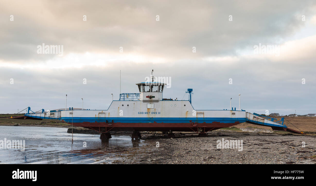 Valentia Island traghetto per auto in bacino di carenaggio Foto Stock