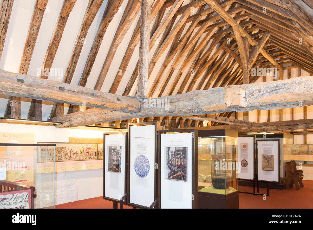 Raccolta normanno a Canterbury Heritage Museum, Stour Street, Canterbury, città di Canterbury, nel Kent, England, Regno Unito Foto Stock