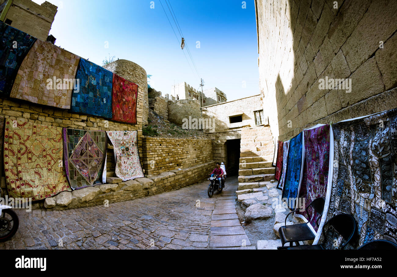 Strade all'interno della fortezza di Jaisalmer Foto Stock