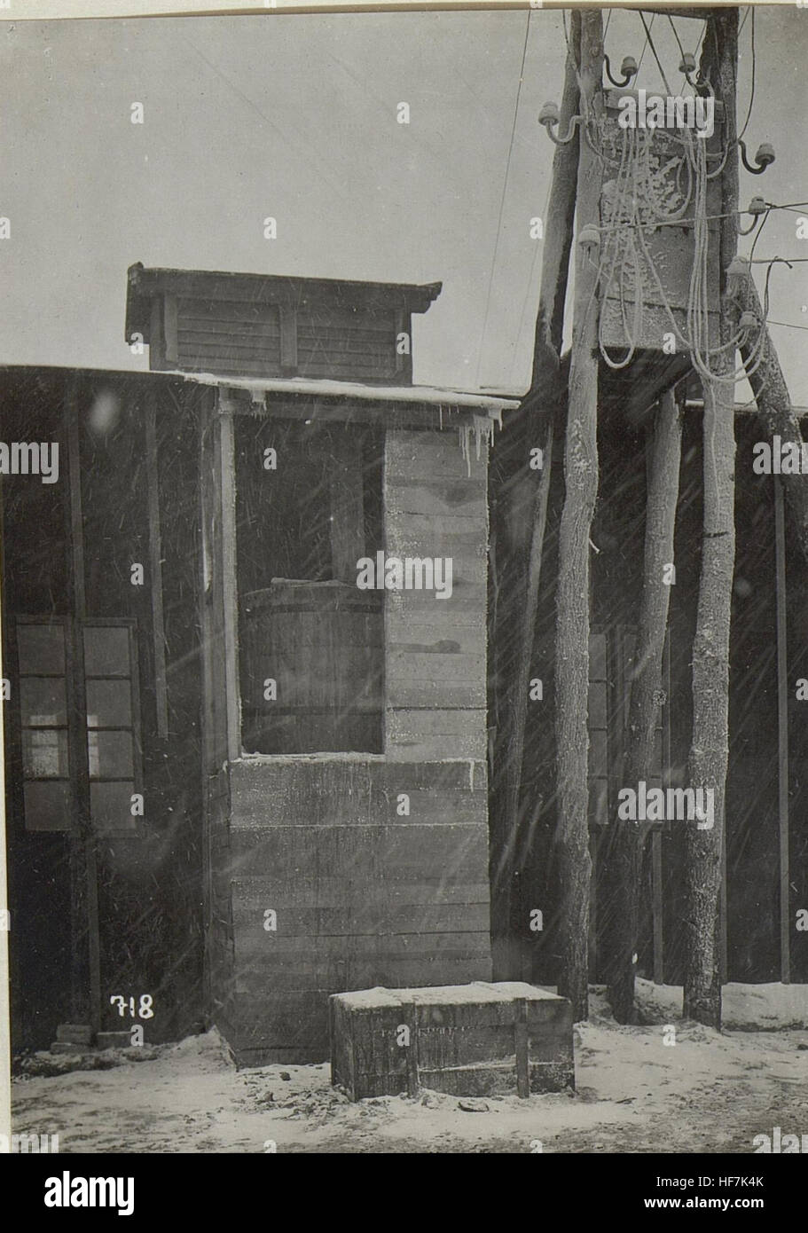 Questa immagine fa parte della collezione Europeana, che mostra le infrastrutture e le strutture di fabbrica della prima guerra mondiale. La fotografia documenta l'industrializzazione in tempo di guerra e il ruolo critico della produzione durante il conflitto. Foto Stock