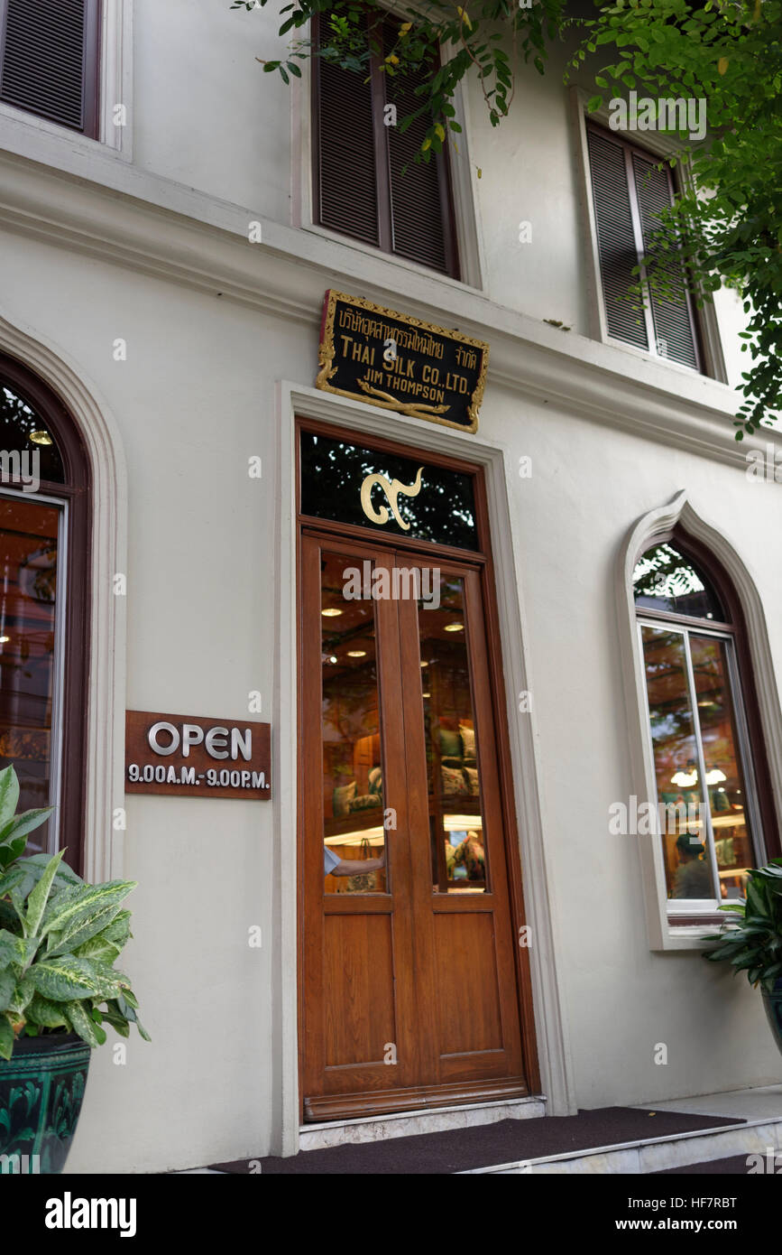 Entrata di Jim Thompson seta buona store, Silom, Bangkok, Thailandia Foto Stock