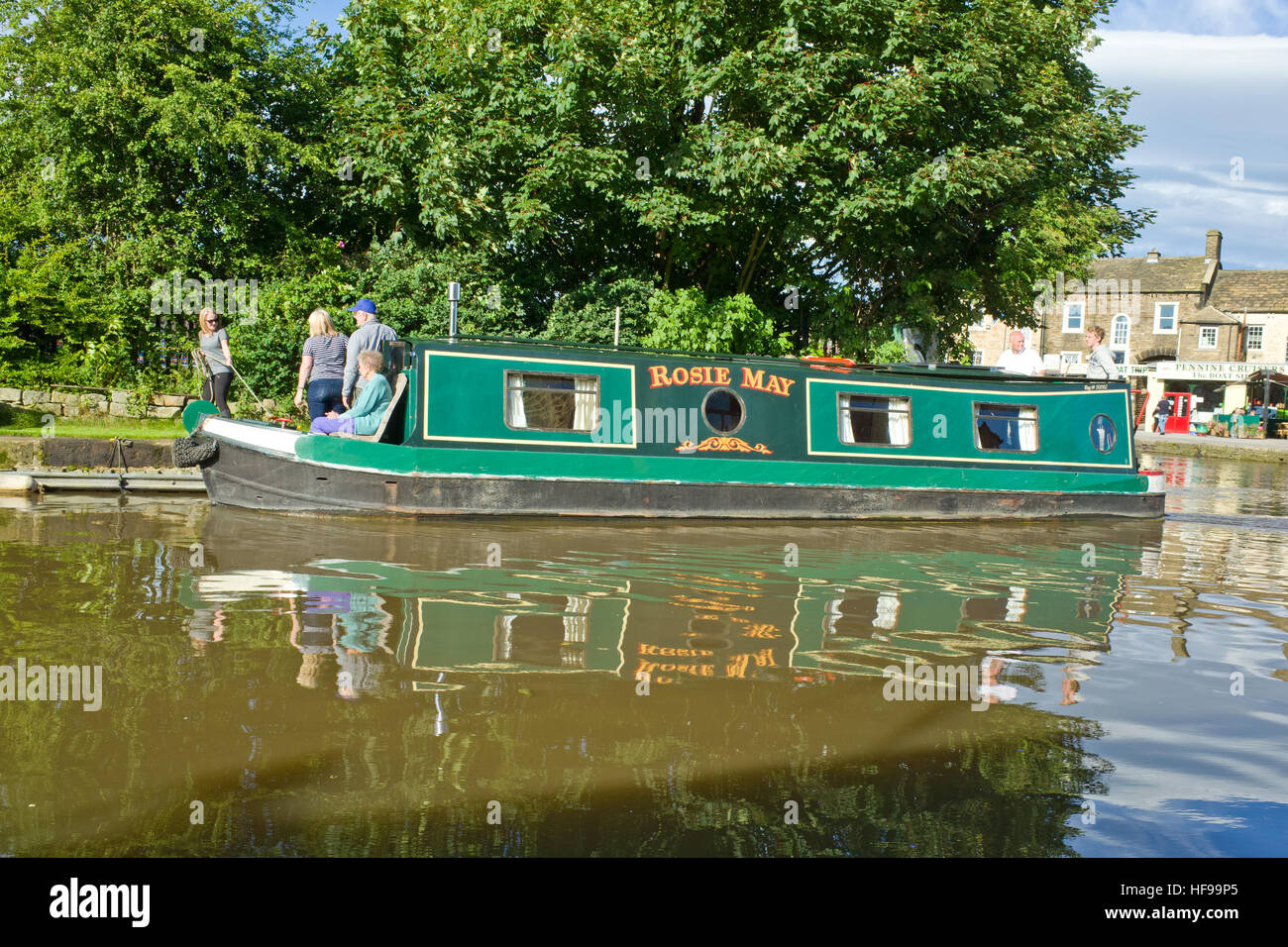 Canal ormeggio barche Skipton Leeds e Liverpool Canal REGNO UNITO Nord Yorkshire Dales Foto Stock