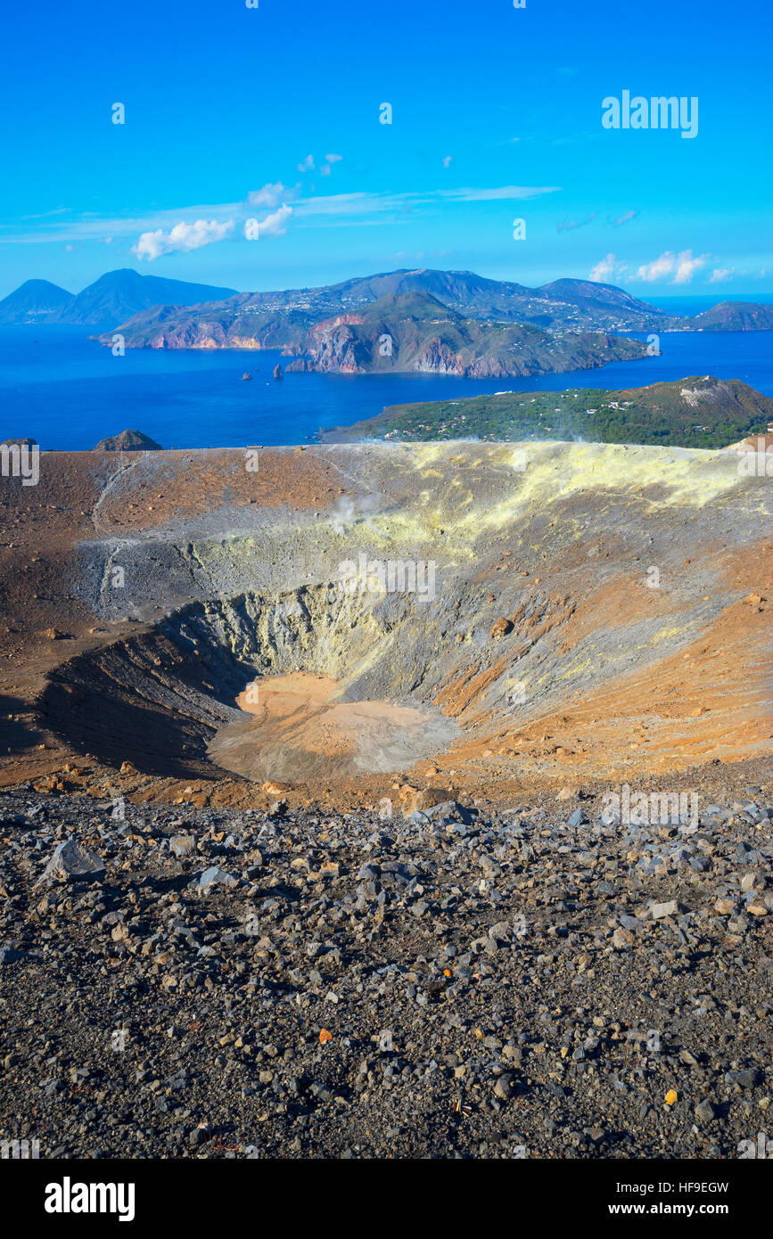 Il Gran Cratere, isola di Vulcano, Tirreno isole Eolie, Italia Foto Stock