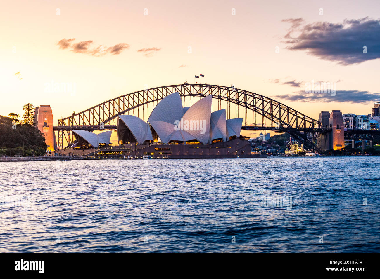Sydney, lo skyline della citta' al tramonto, Australia Foto Stock