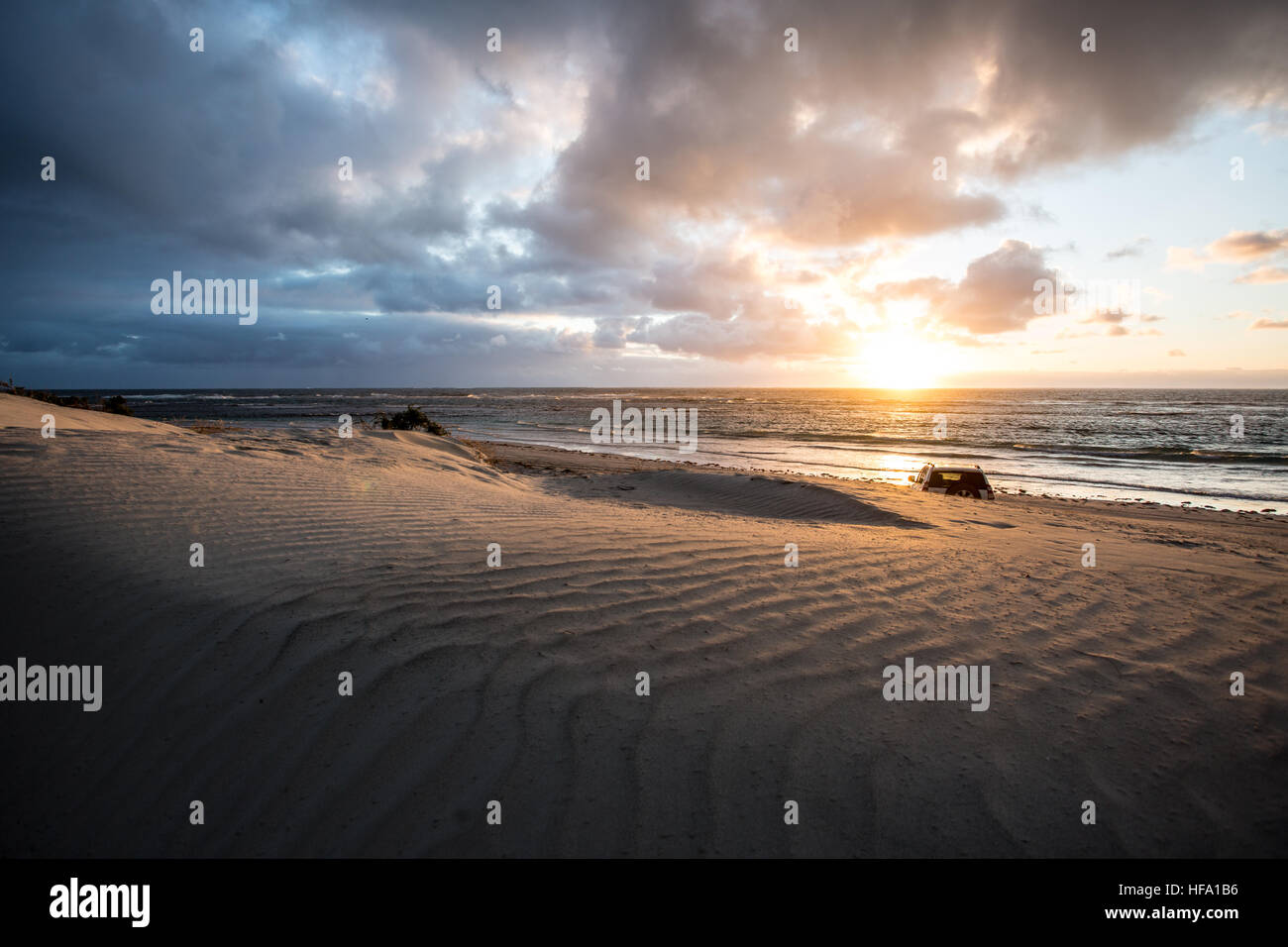 Geraldton, Western Australia. Tramonto sulla spiaggia, ocean shore Foto Stock