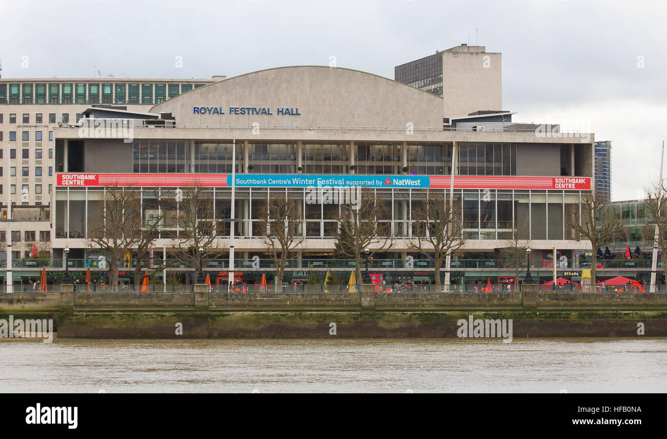 Vista generale della Royal Festival Hall, Southbank Centre di Londra. Foto Stock