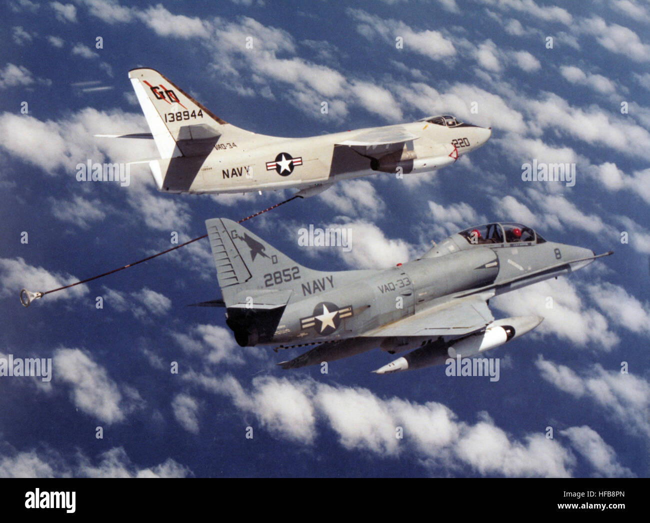 EA-4F VAQ-33 e KA-3B VAQ-34 off San Diego 1983 Foto Stock