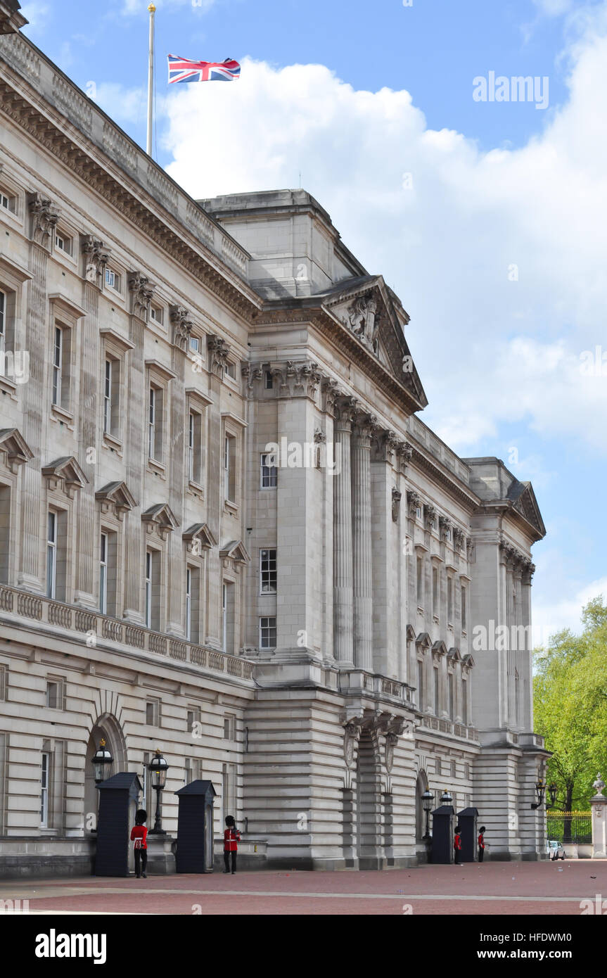 Visitare Buckingham Palace a Londra, Regno Unito Foto Stock