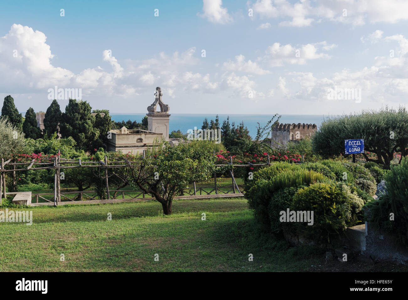 Panorama dei Giardini di Augusto, Capri, un'isola, la baia di Napoli, Italia Foto Stock
