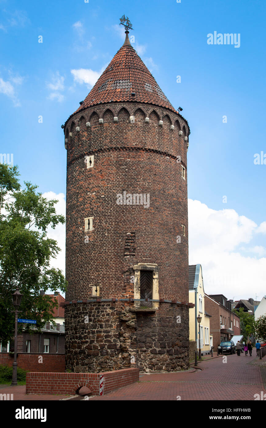Germania, Haltern am See, la torre Siebenteufels (sette demoni Torre), una parte del vecchio muro della città. Foto Stock