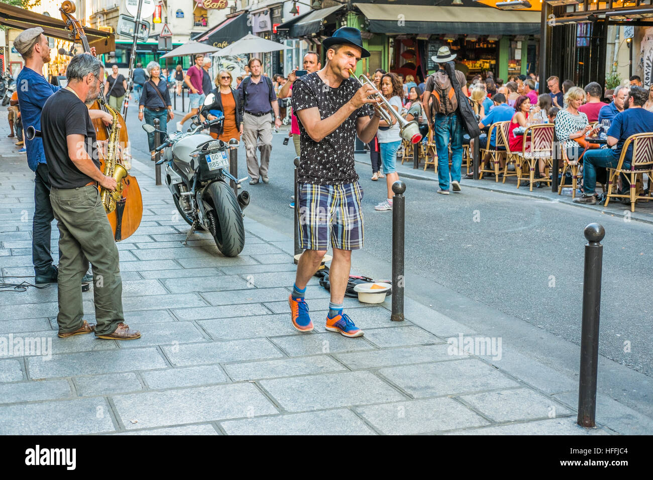 Musicisti di strada, Saint Germain des Pres Foto Stock