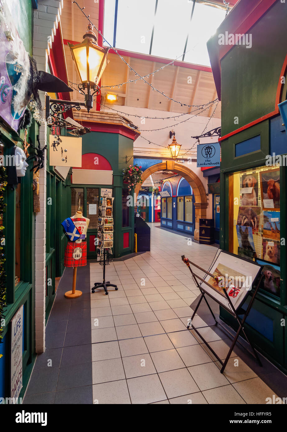 Regno Unito, Scozia, Inverness, vista interna del mercato Vittoriano. Foto Stock