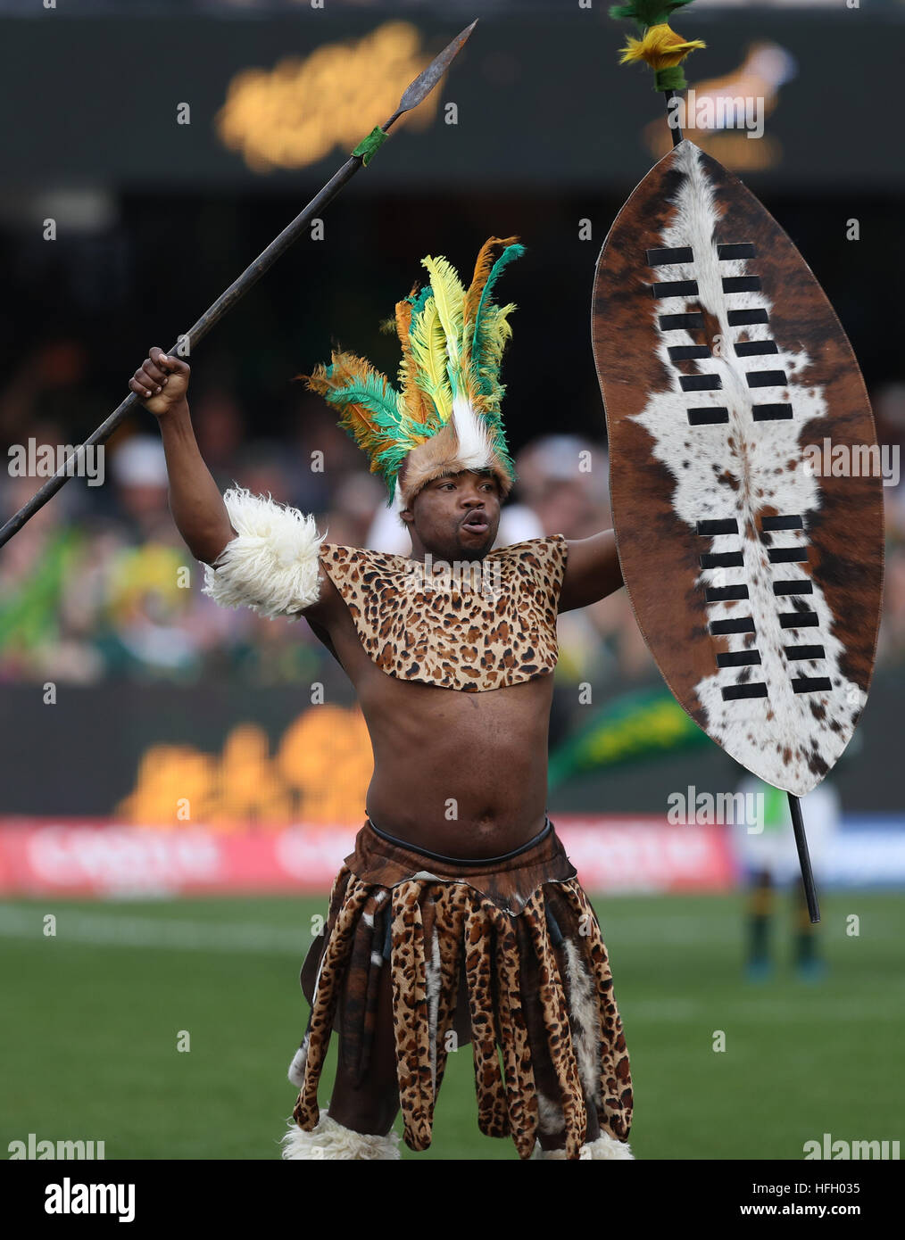 DURBAN, Sud Africa - 08 ottobre: guerriero Zulu conduce fuori il sudafricano del team durante il campionato di rugby match tra il Sud Africa e Foto Stock