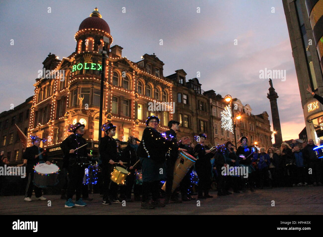 Capodanno Winter Carnival - Le creature del mondo ultraterreno Parade Foto Stock