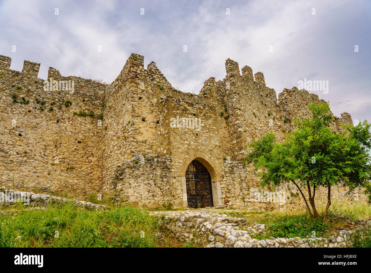 Il famoso castello di Platamonas. Si tratta di un castello dei crociati nella Grecia settentrionale situato a sud-est del Monte Olimpo vicino a Katerini città. Pieria - Grecia Foto Stock