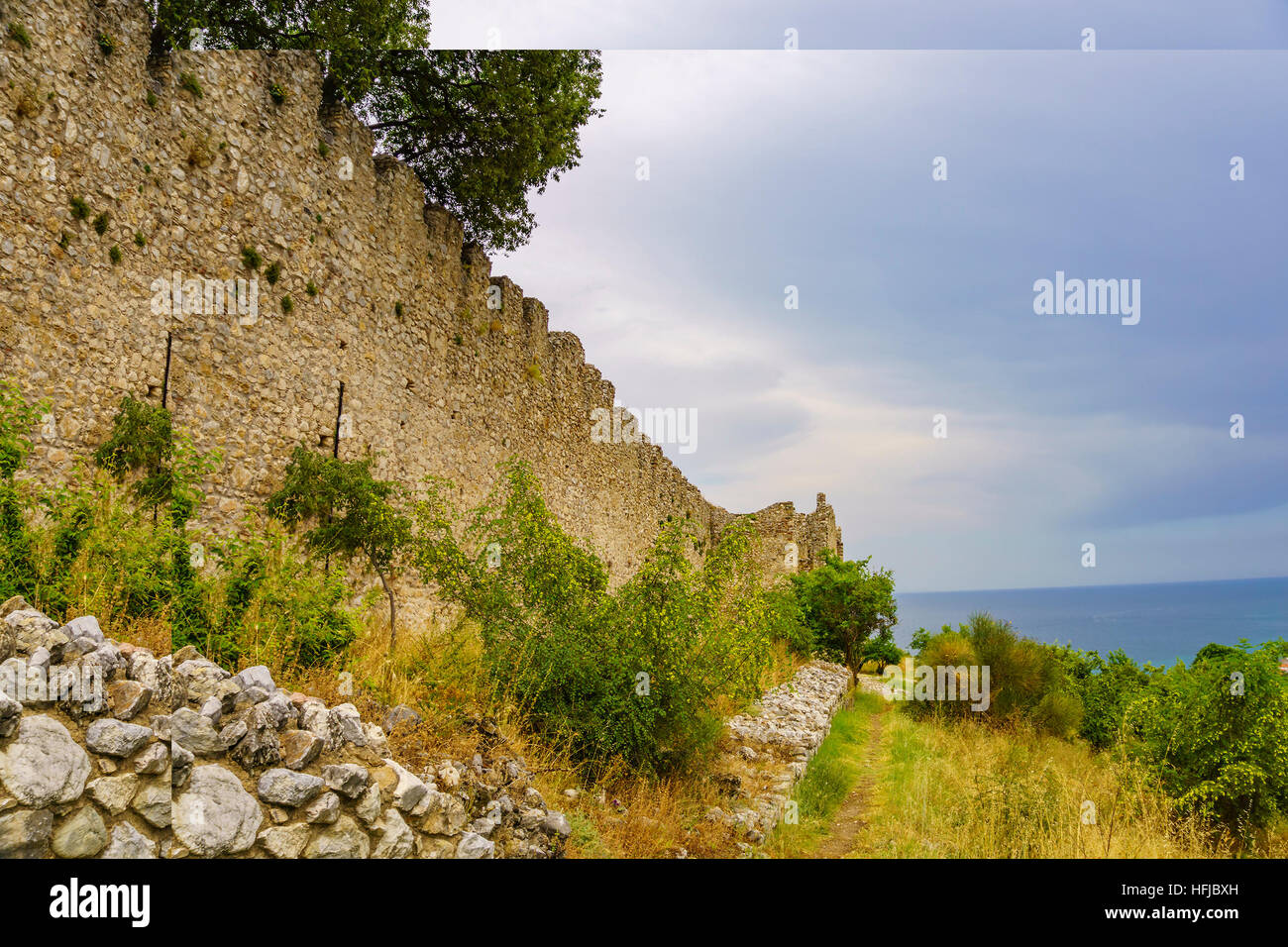 Il famoso castello di Platamonas. Si tratta di un castello dei crociati nella Grecia settentrionale situato a sud-est del Monte Olimpo vicino a Katerini città. Pieria - Grecia Foto Stock