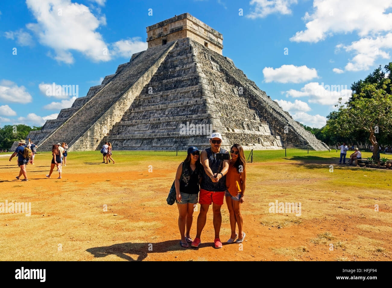 La struttura centrale del Castillo, nell'antico tempio Maya di Chichen Itza, Yucatan, Messico Foto Stock