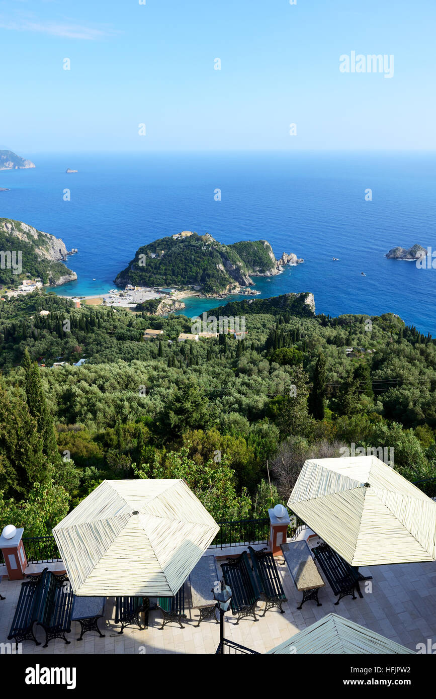 La Vista Dal Ristorante Su Una Baia A Forma Di Cuore E La