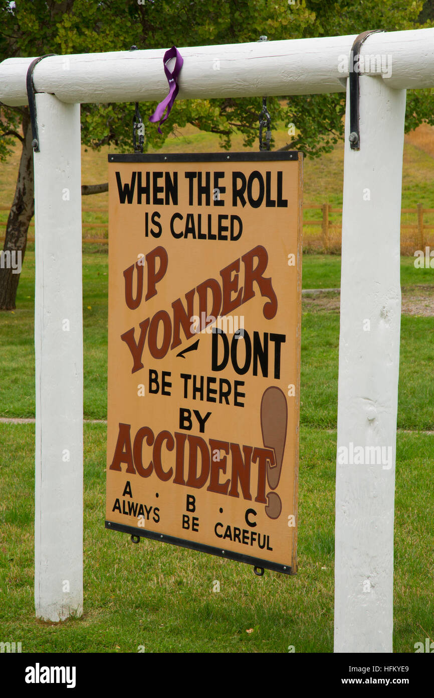 Segnale di sicurezza, Ninemile rimontare il magazzino e la stazione di Ranger, Lolo National Forest, Montana Foto Stock