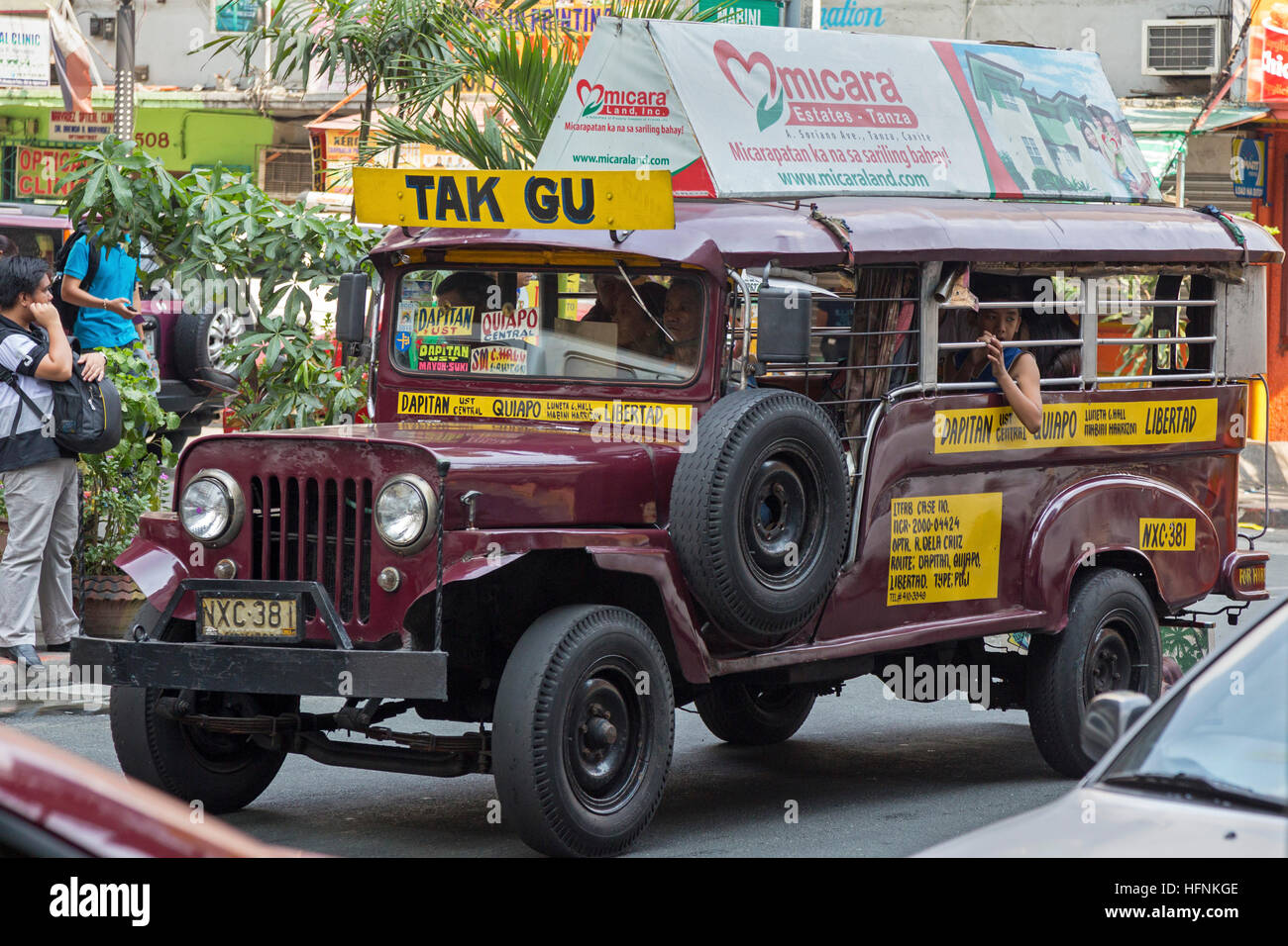 Vecchio jeepney, Manila, Filippine Foto Stock
