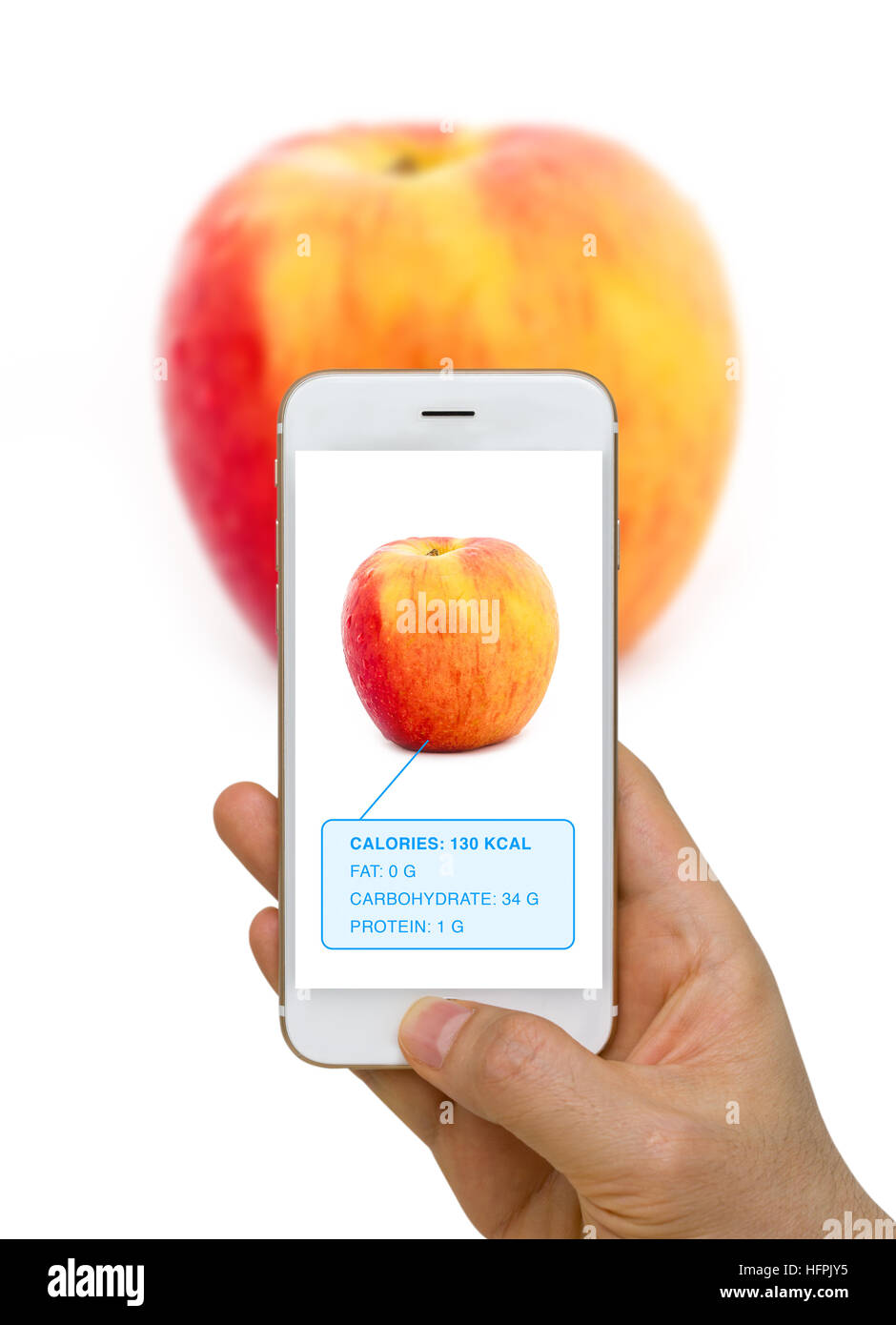 Dispositivo Smart Screen che mostra il cibo, Apple, nutrizione informazioni utilizzando la realtà aumentata o AR tecnologia. Foto Stock