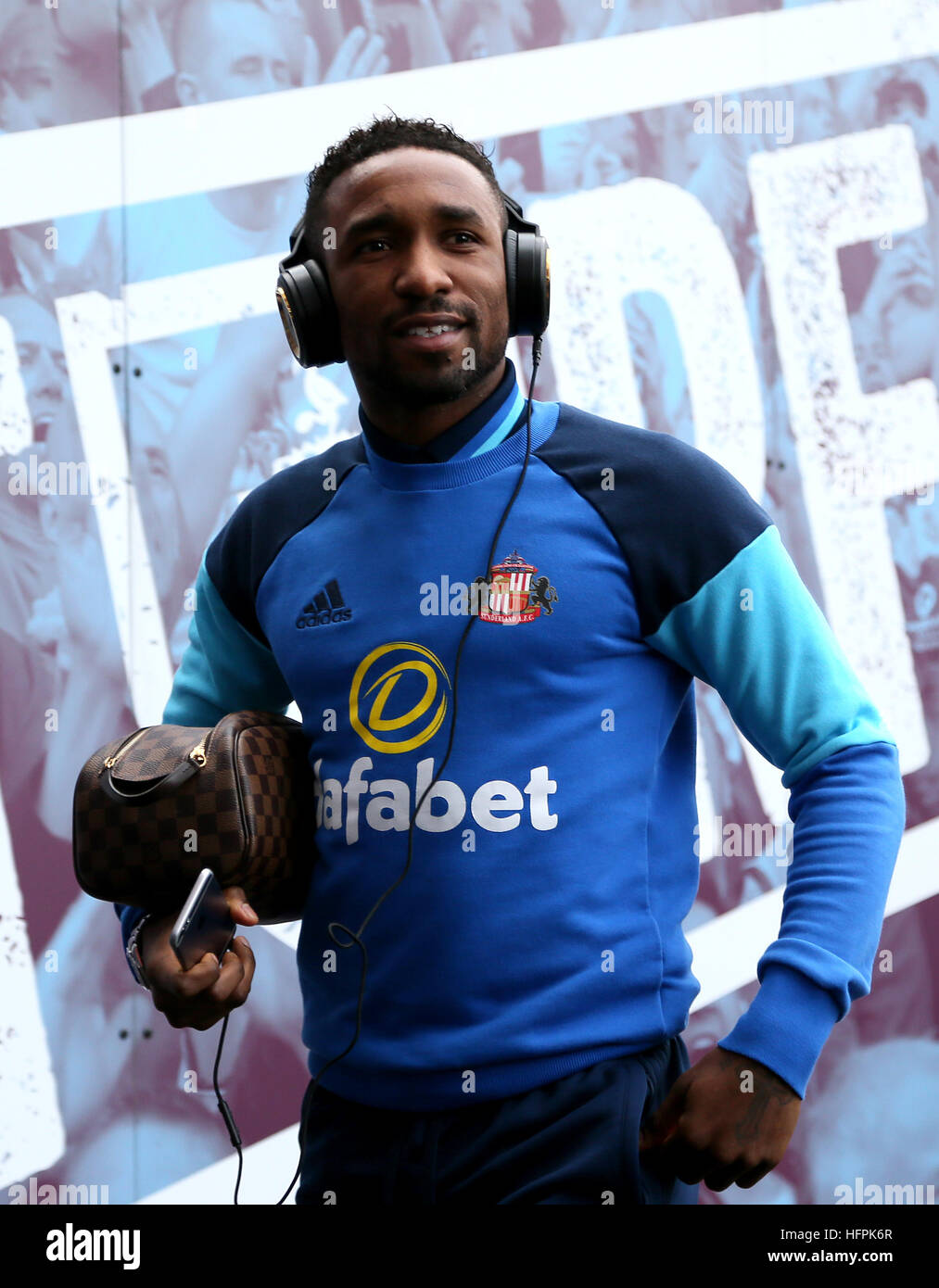 Il Sunderland Jermain Defoe arriva per il match di Premier League a Turf Moor, Burnley. Foto Stock