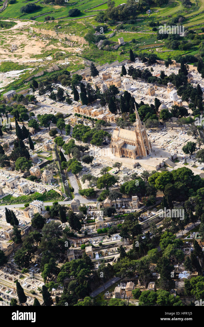 Vista aerea di Santa Maria Addolorata cimitero, Paola, Malta. Foto Stock