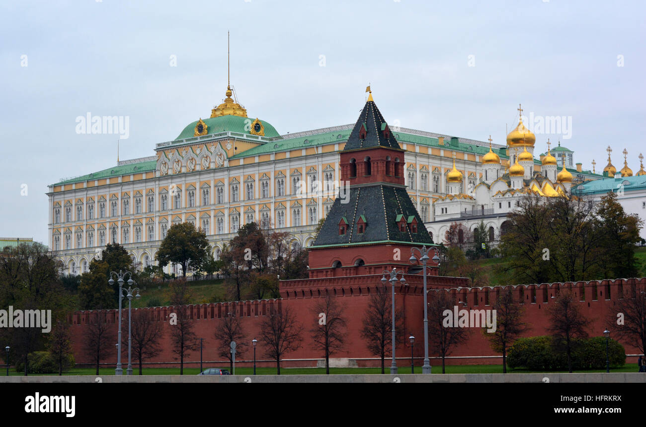 Una vista del Gran Palazzo del Cremlino, la sede del presidente russo, Piazza Rossa di Mosca Foto Stock
