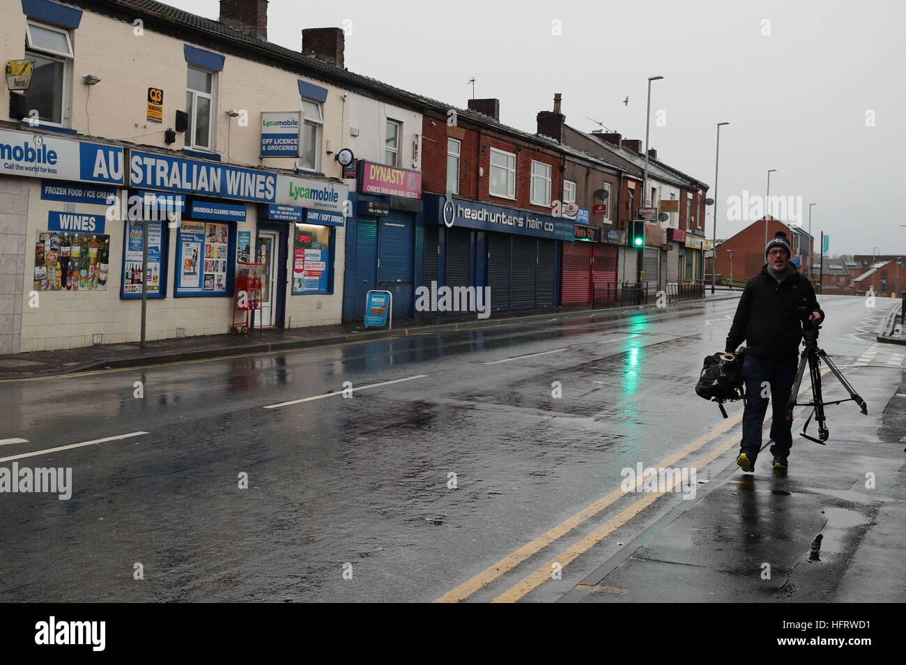 La scena di Ashton Road, Oldham, dove un Capodanno crash ucciso un 12-anno-vecchia ragazza e lasciato un altro bambino in lotta per la sua vita in ospedale. Foto Stock