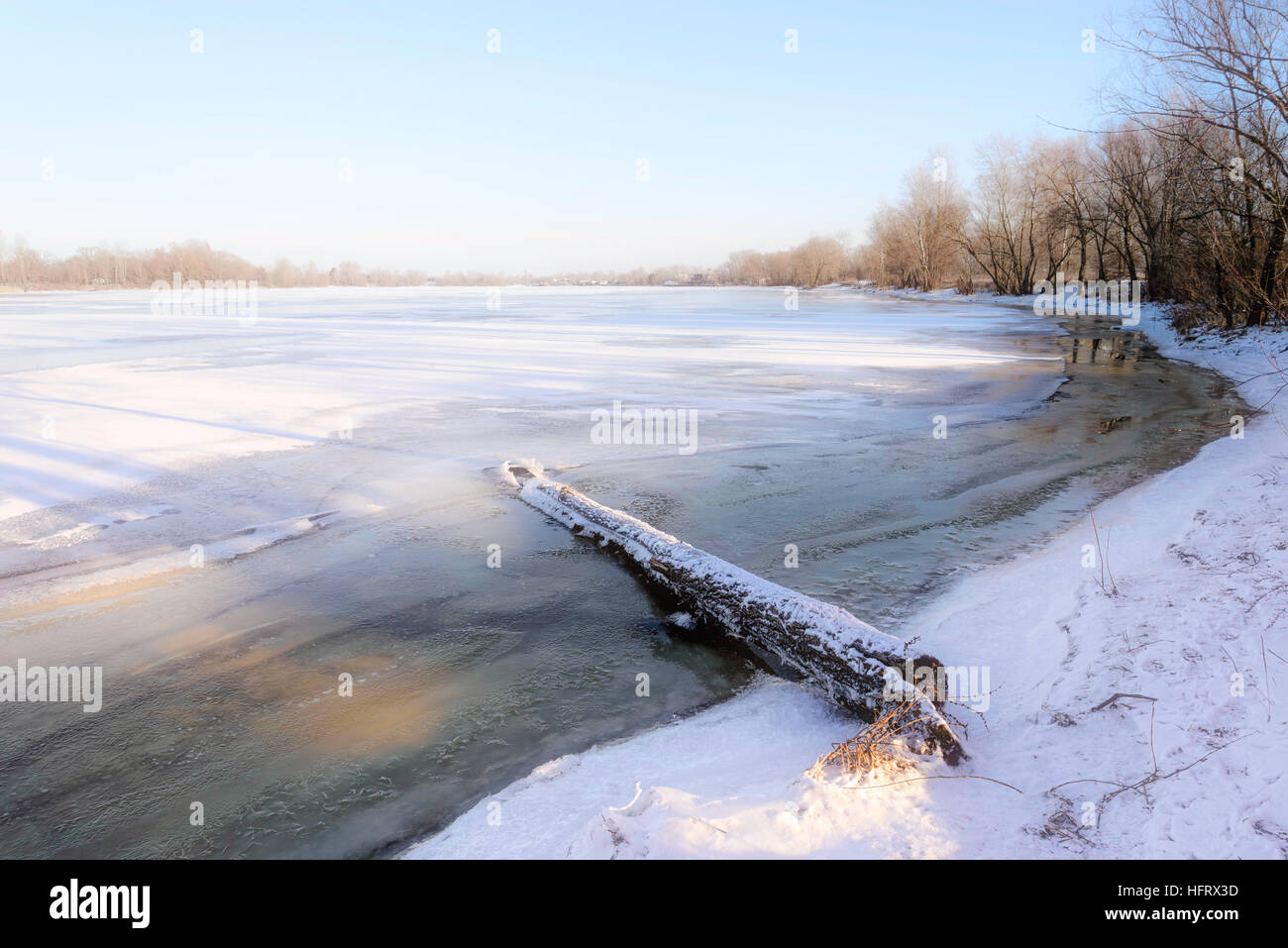 Sognare sul ghiaccio immagini e fotografie stock ad alta risoluzione - Alamy