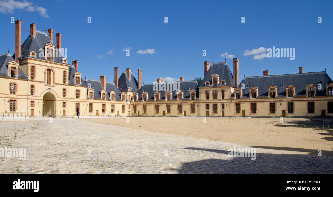 Palazzo Fontainebleau, Cour de uffici Foto Stock
