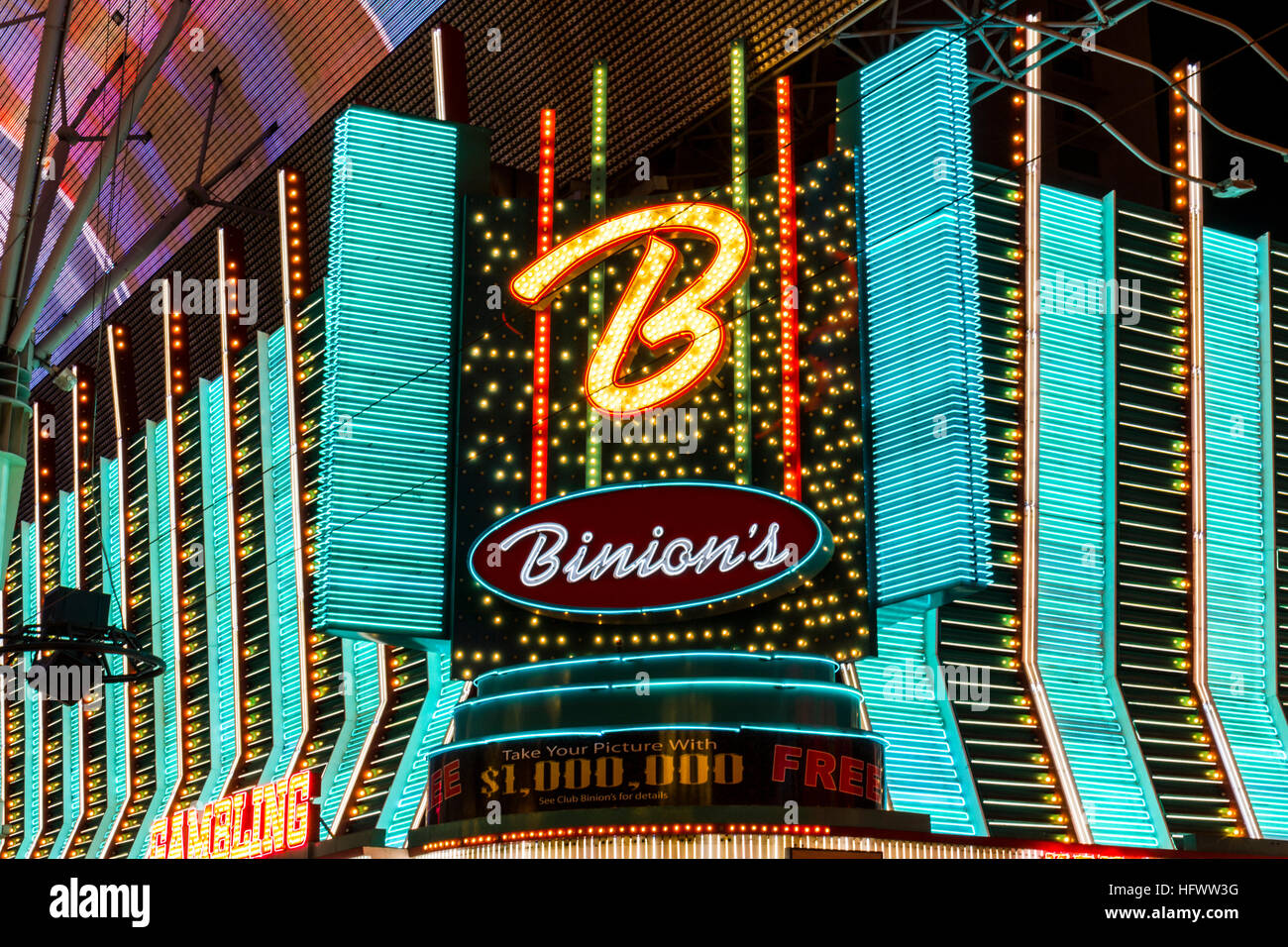Las Vegas - Circa nel dicembre 2016: Il Binion's Gambling Hall and Hotel insegne al neon. Il Binion's è un casino su Fremont Street II Foto Stock